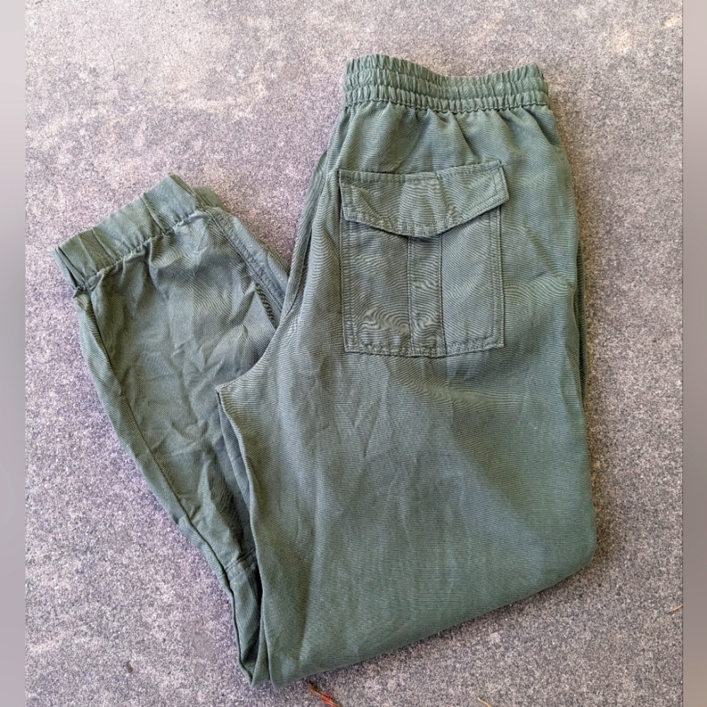Gap Joggers Medium